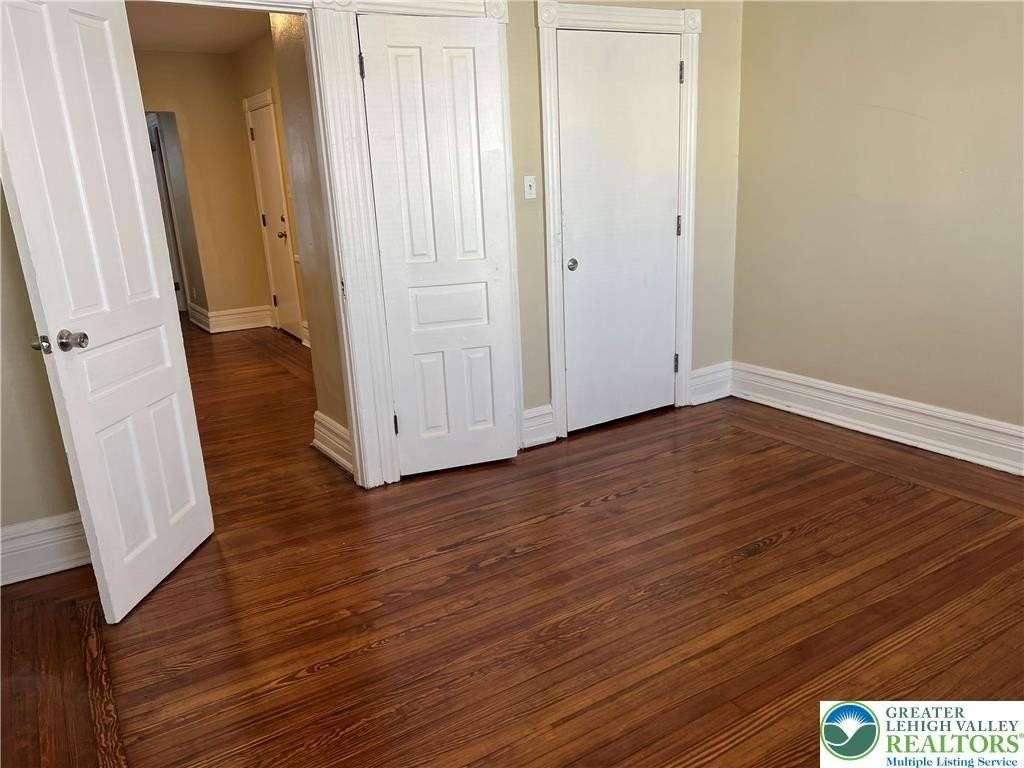 718 W Washington St #3 - Photo 3 of 12