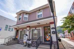 featured image of 362 Delaware Ave #2ndFL