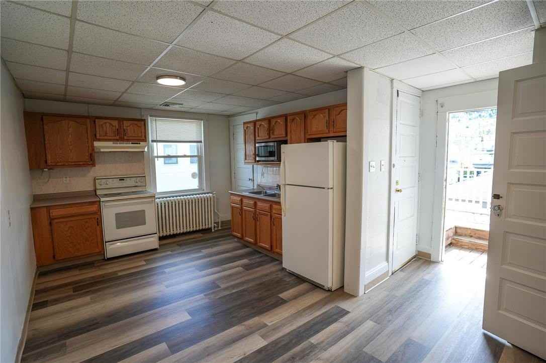 362 Delaware Ave #2ndFL - Photo 3 of 28