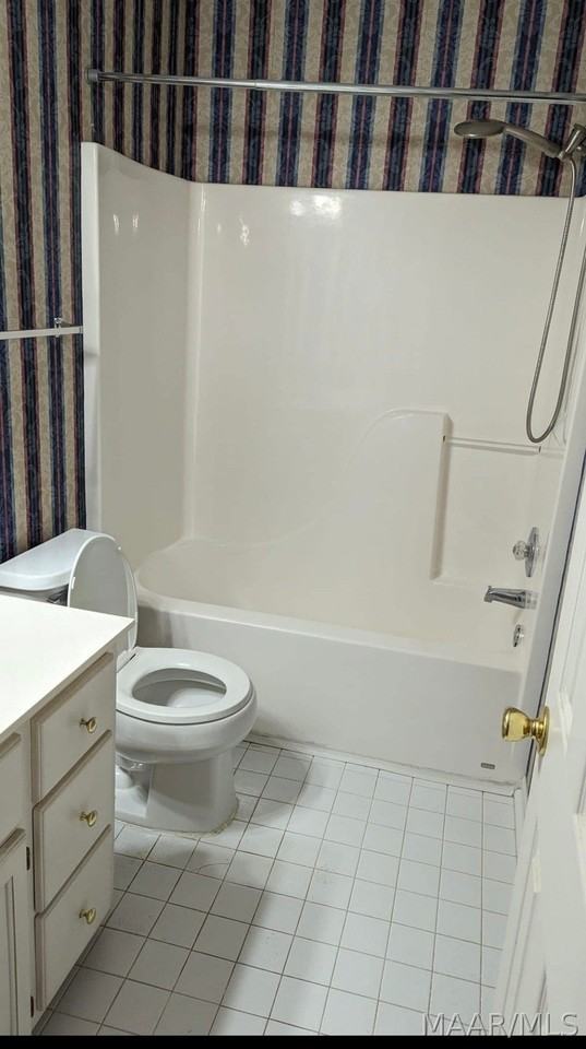 6560 Chaprice Ln - Photo 3 of 8