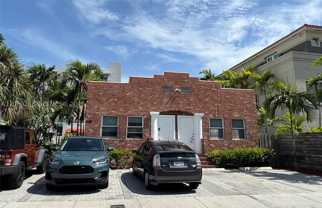 905 Se 2nd Ct #B - Photo 1 of 1
