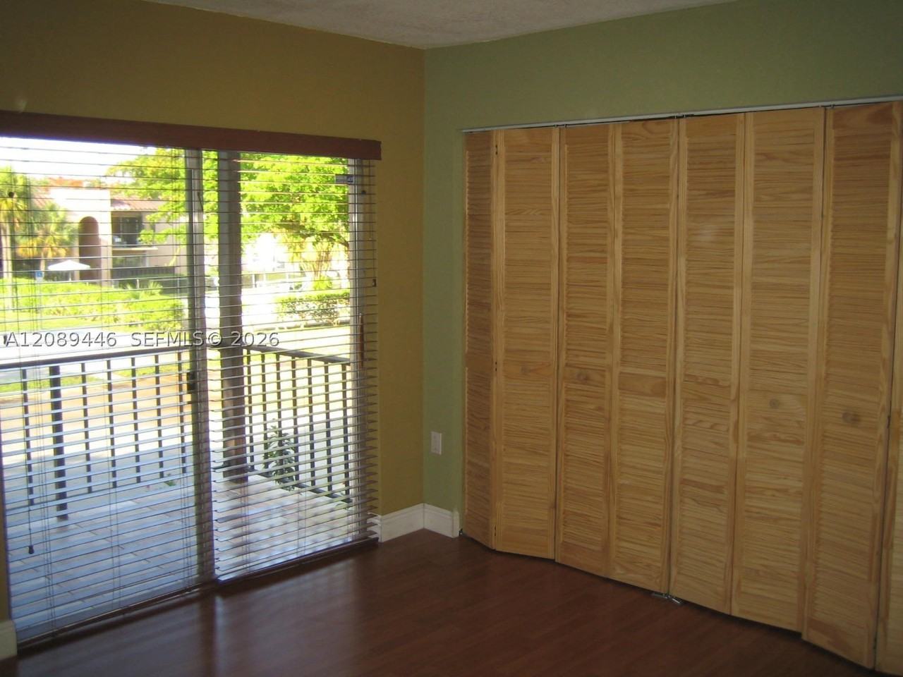 10824 N Kendall Dr #S26 - Photo 5 of 27