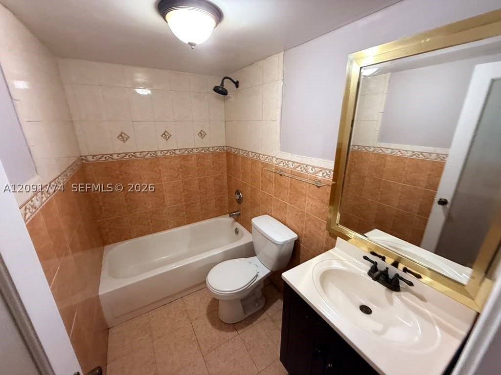 6091 W 22nd Ct #407 - Photo 5 of 19