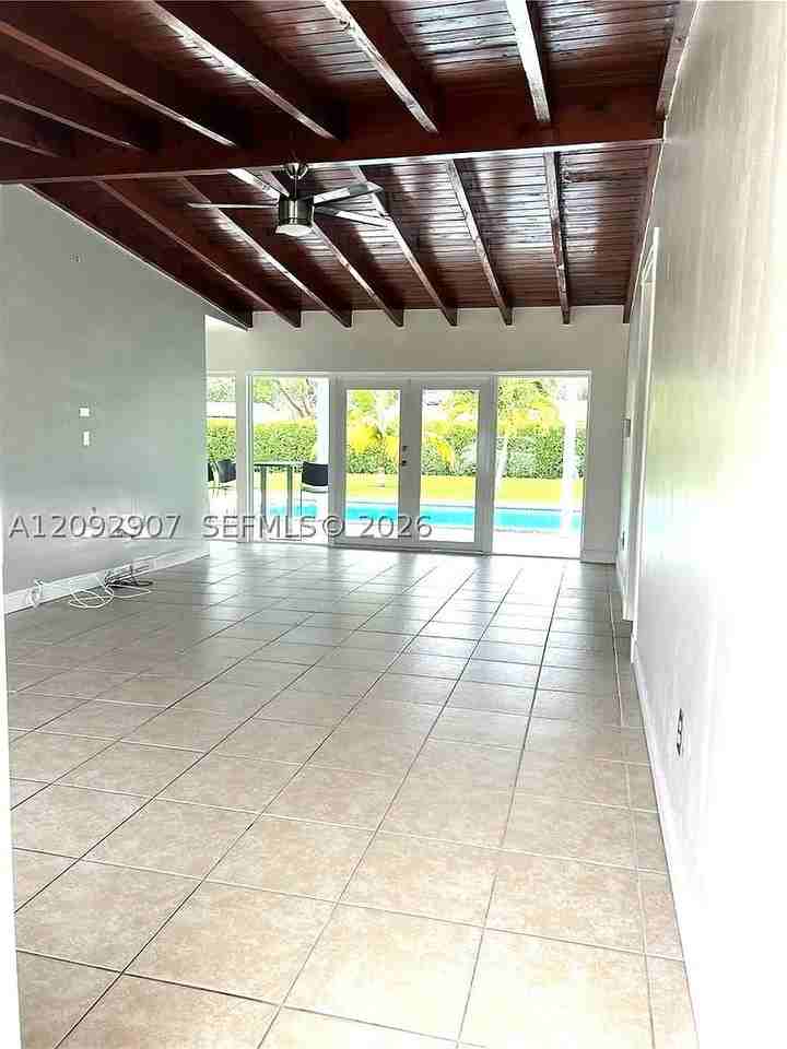 27401 Sw 165th Ave #0 - Photo 5 of 18