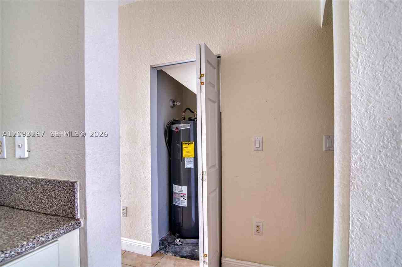 4928 Sw 140th Ter #2 - Photo 7 of 22