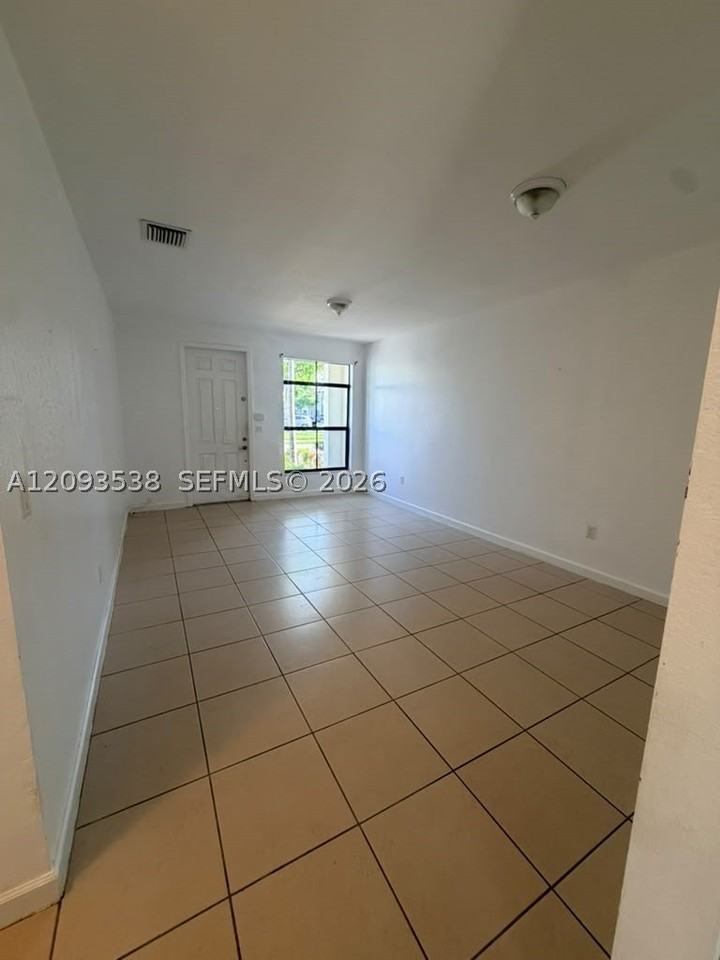 11387 Sw 232nd Ter #1 - Photo 5 of 33