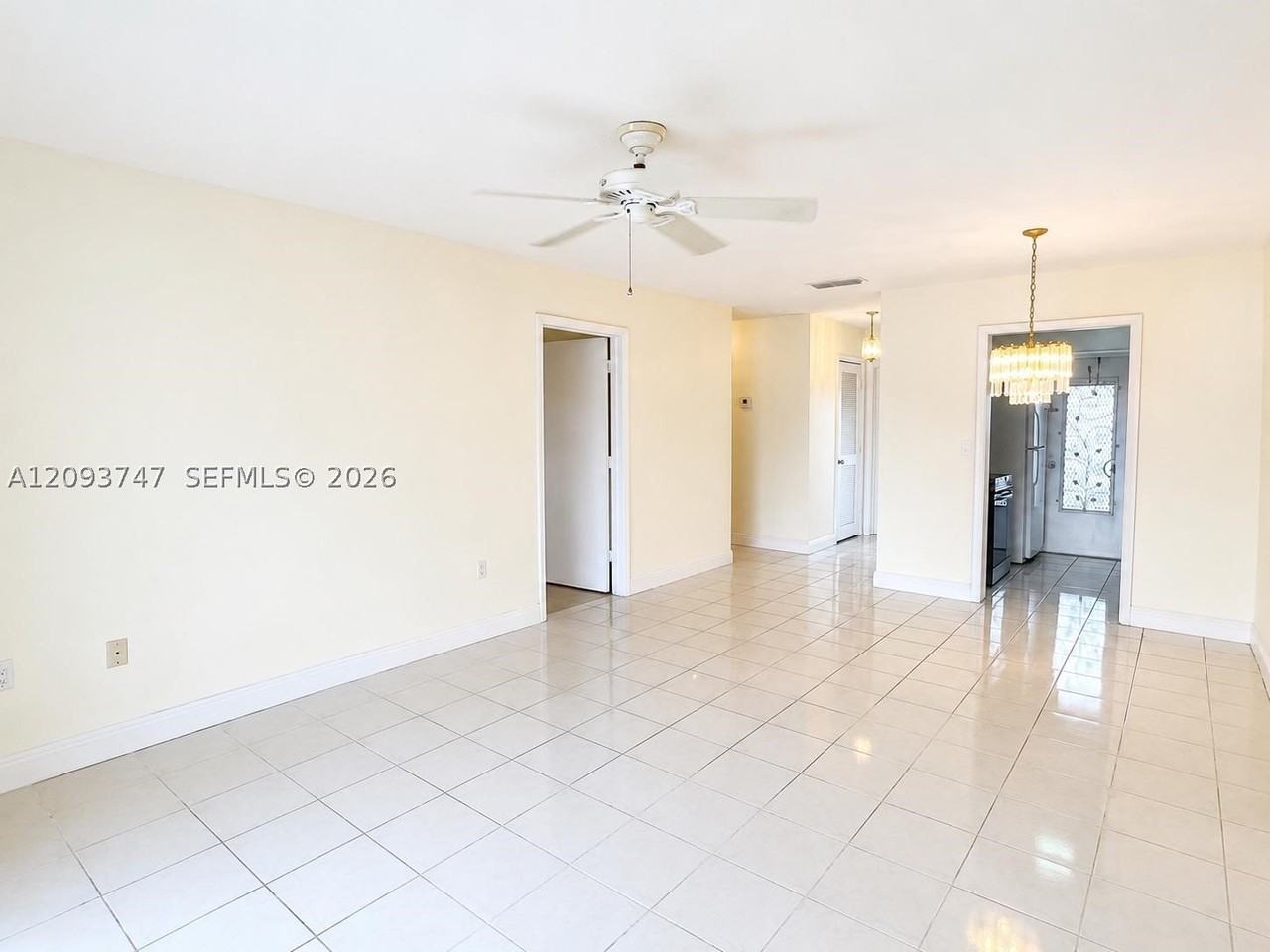 2200 Diana Dr #410 - Photo 3 of 5