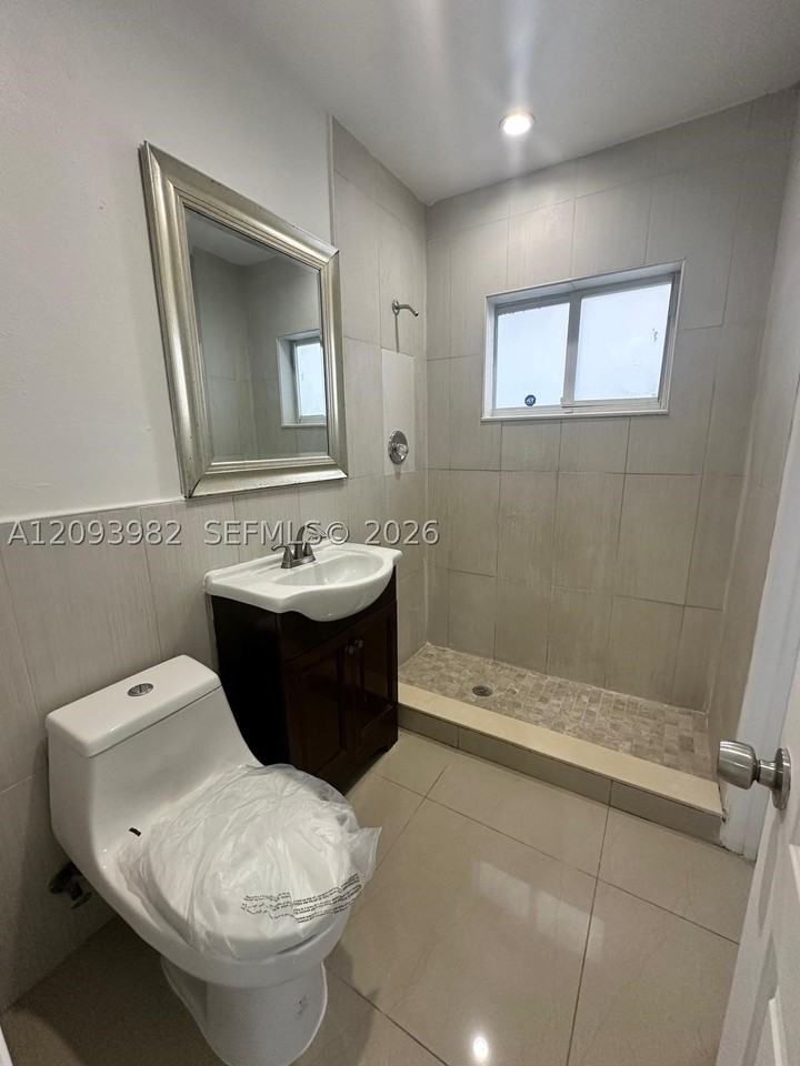 6220 Dawson St #4 - Photo 6 of 8