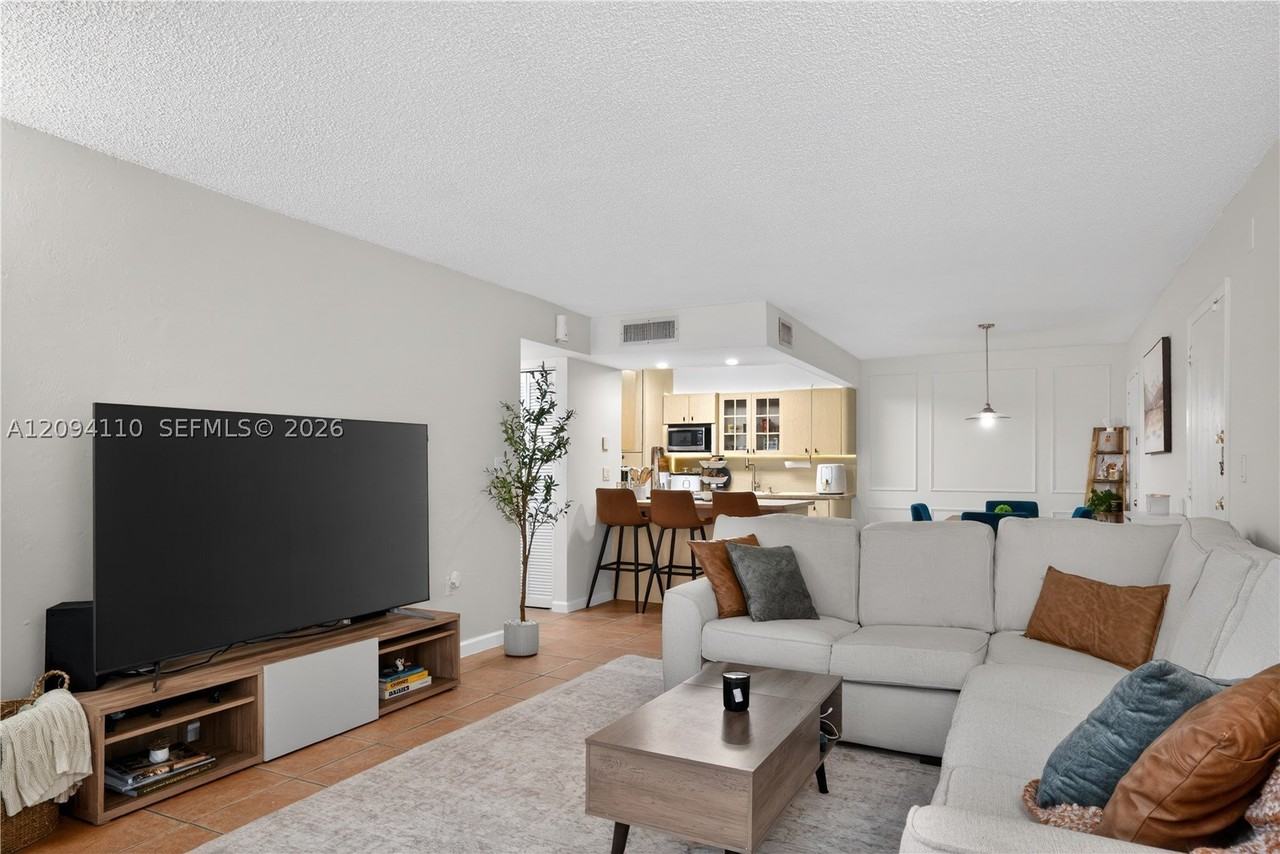 7221 Miami Lakes Dr #A21 - Photo 3 of 18