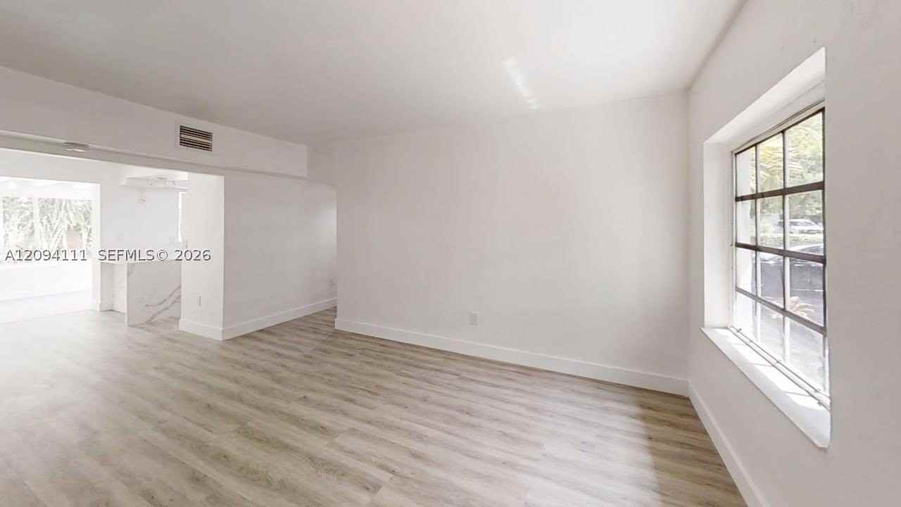 5951 Sw 46th Ter - Photo 5 of 22