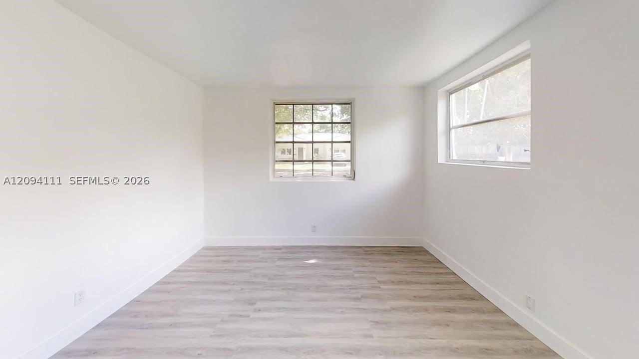 5951 Sw 46th Ter - Photo 6 of 22