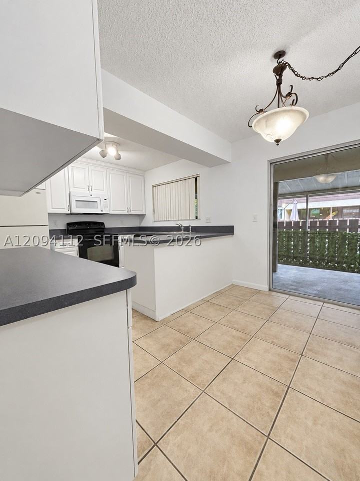 5348 Bosque Ln #105 - Photo 3 of 15