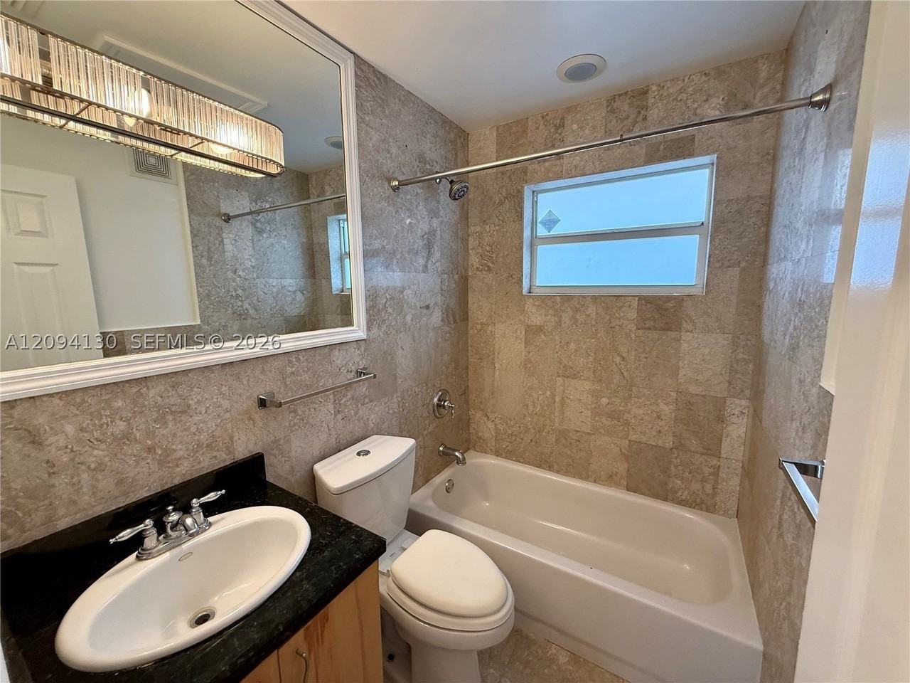 720 Ne 13th Ct #3 - Photo 6 of 13