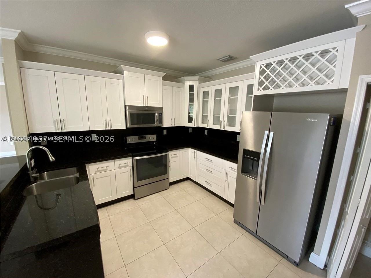 2700 Fillmore St - Photo 2 of 16