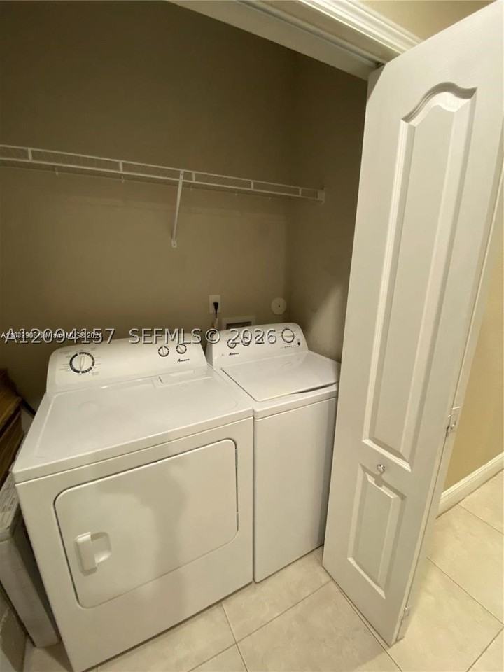 2700 Fillmore St - Photo 7 of 16