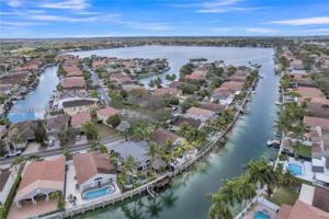 featured image of 13318 Sw 144th Ter #0