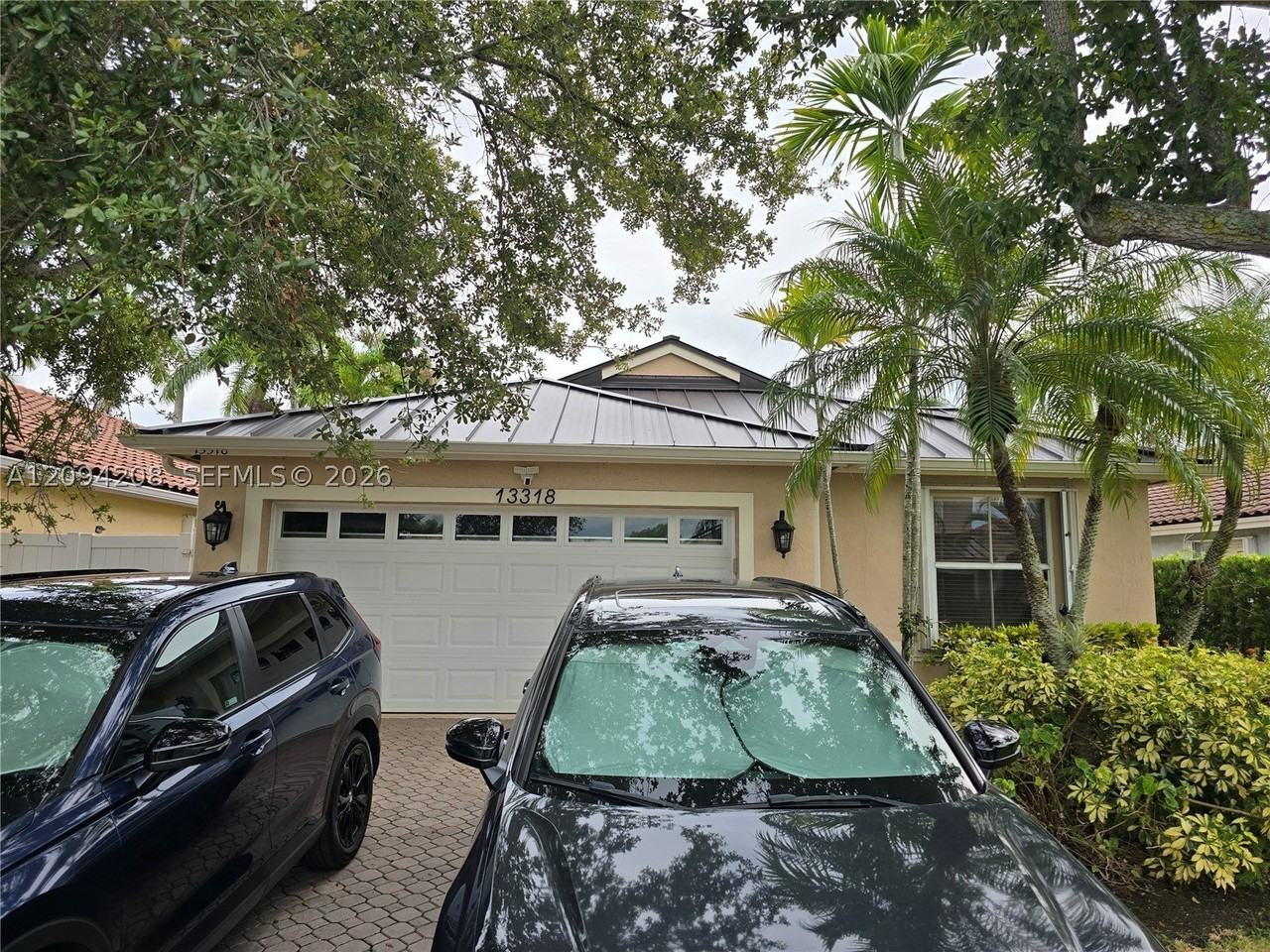 13318 Sw 144th Ter #0 - Photo 5 of 48