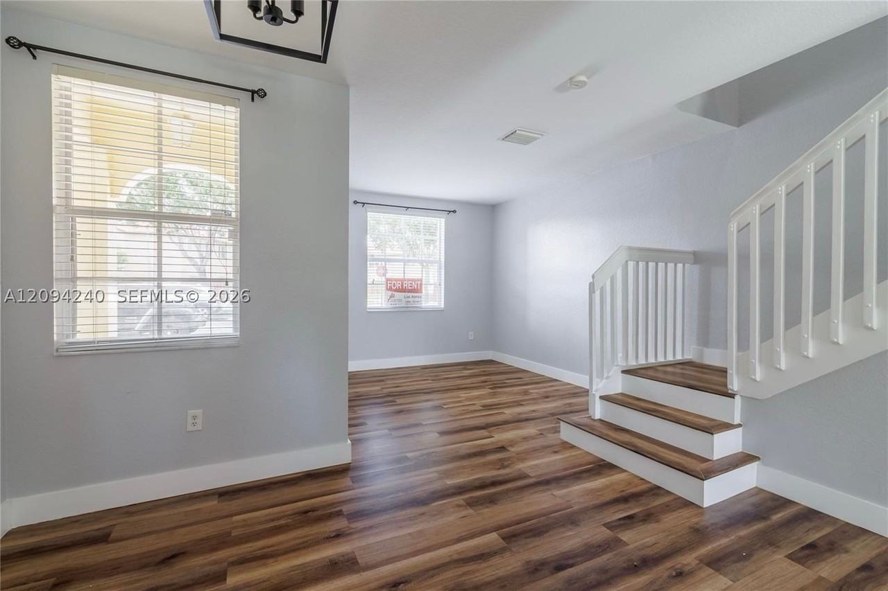 3370 Ne 13th Circle Dr #106-20 - Photo 3 of 29