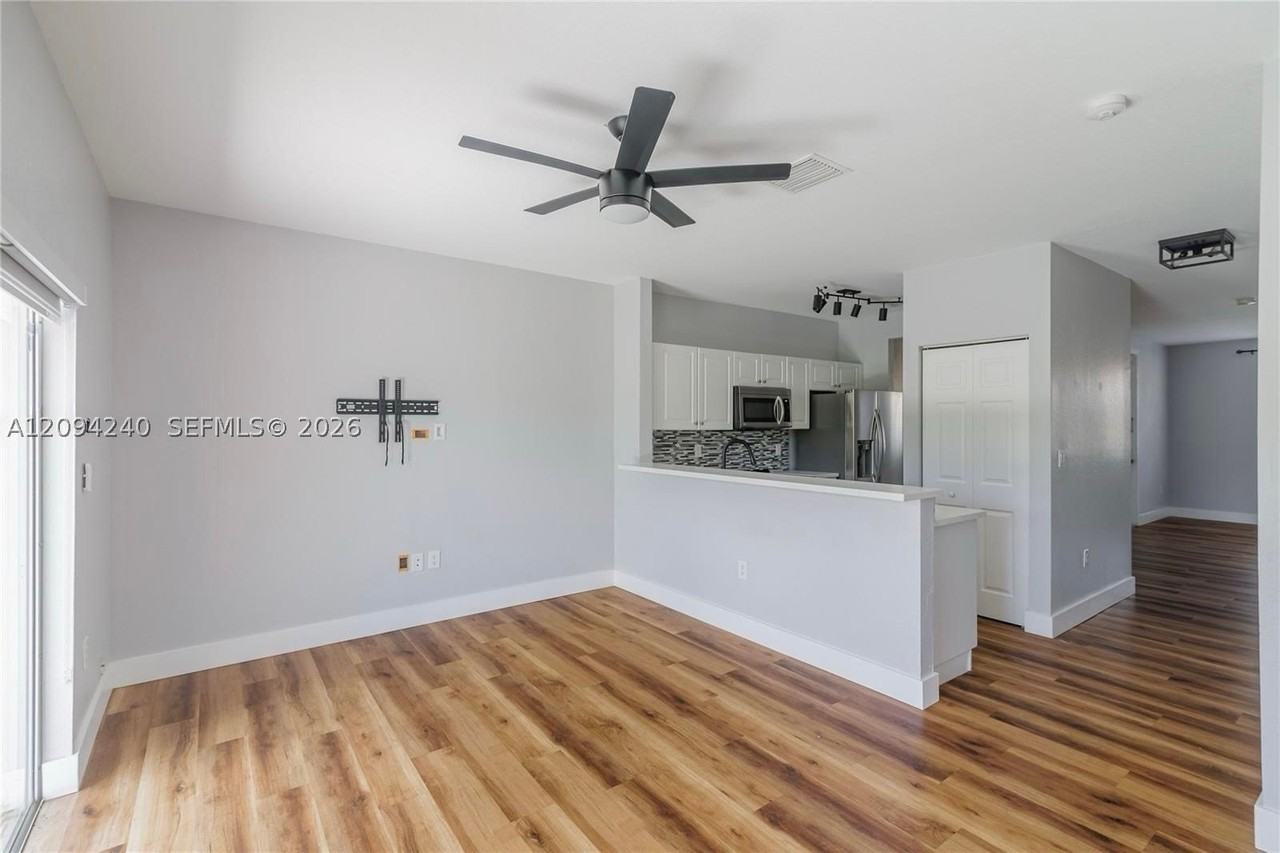 3370 Ne 13th Circle Dr #106-20 - Photo 6 of 29