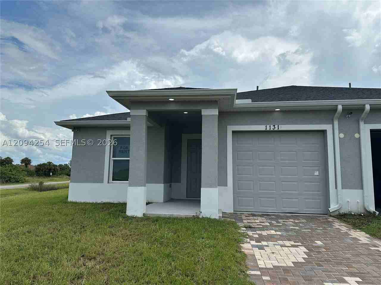 1131 Harvest Ave #A - Photo 2 of 25