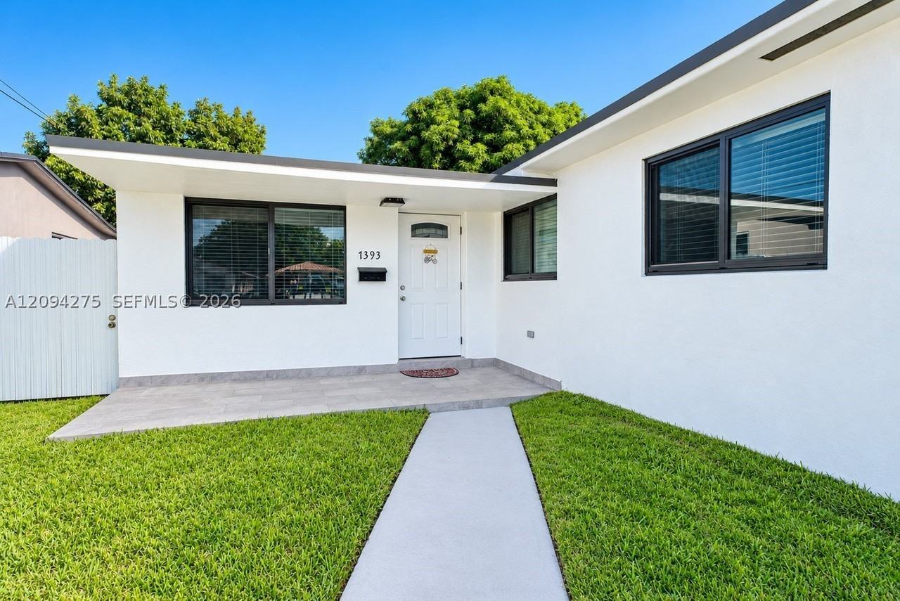 7393 Sw 22nd St #7393 - Photo 3 of 50