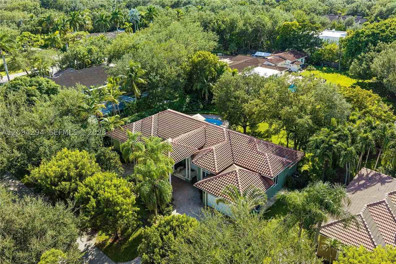9504 Sw 89th Pl - Photo 4 of 41
