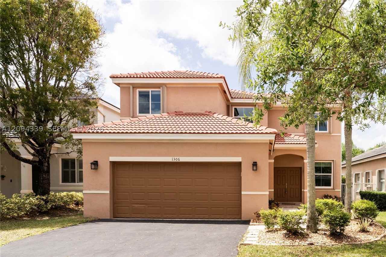 1306 Banyan Way #1306 - Photo 2 of 42