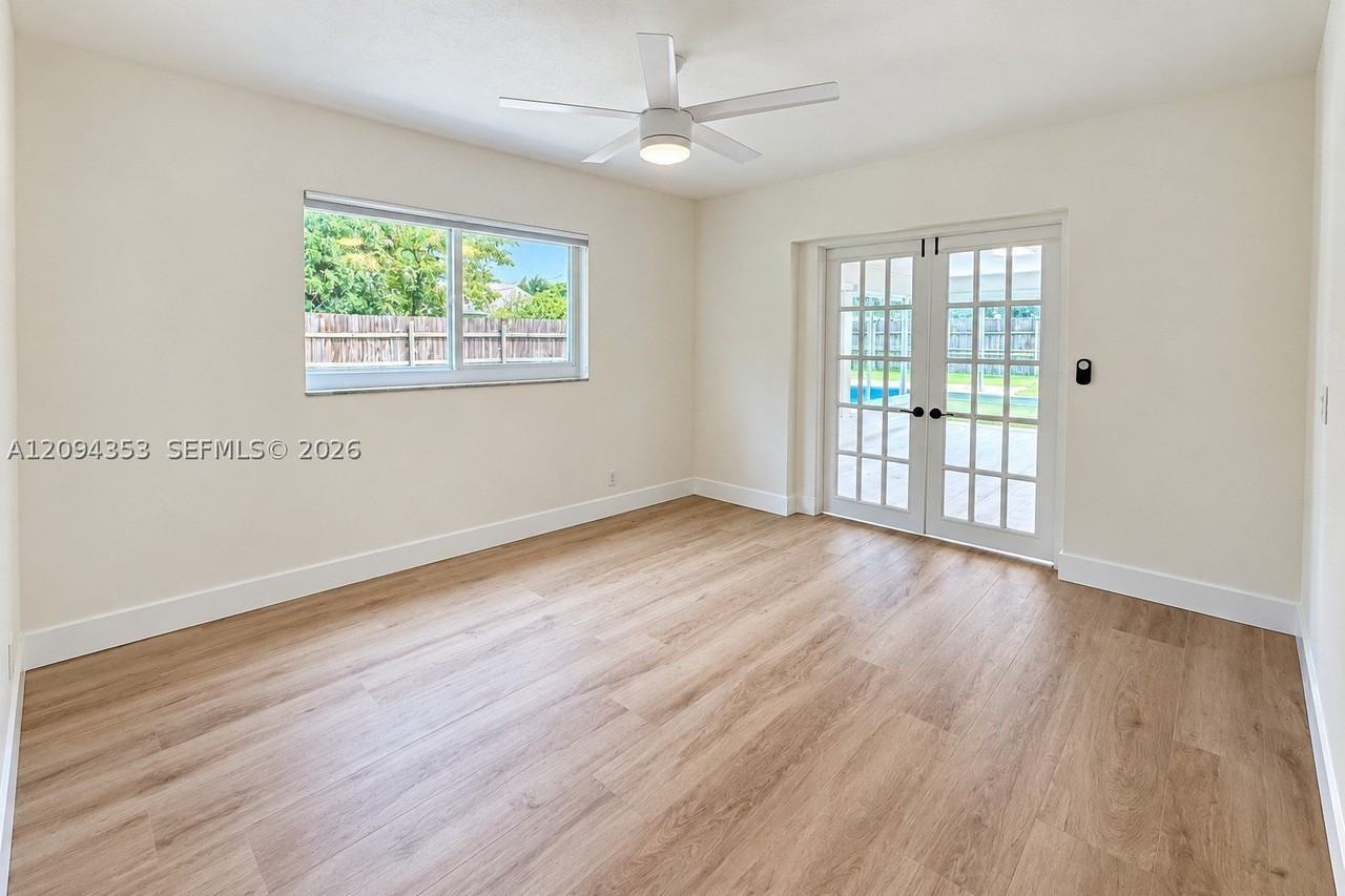 3700 Nw 2nd Ct - Photo 4 of 26