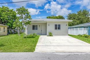 707 Nw 2nd Ter - Photo 1 of 1