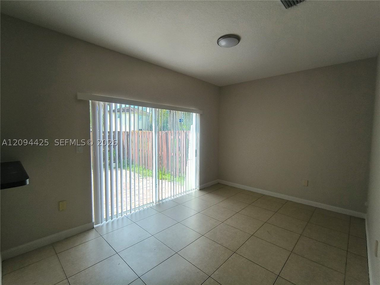 4146 Ne 26th St #4146 - Photo 5 of 16