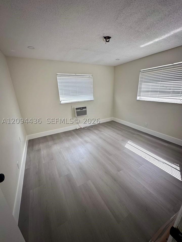 6777 Nw 4th St #0 - Photo 5 of 12