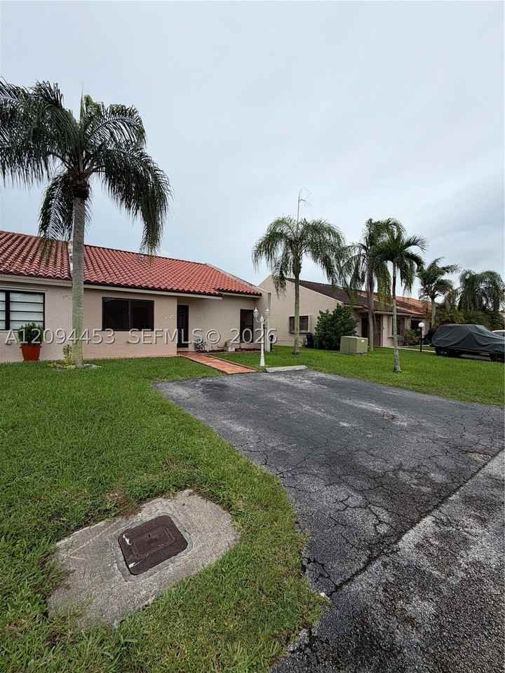14712 Sw 63rd Ln - Photo 3 of 43