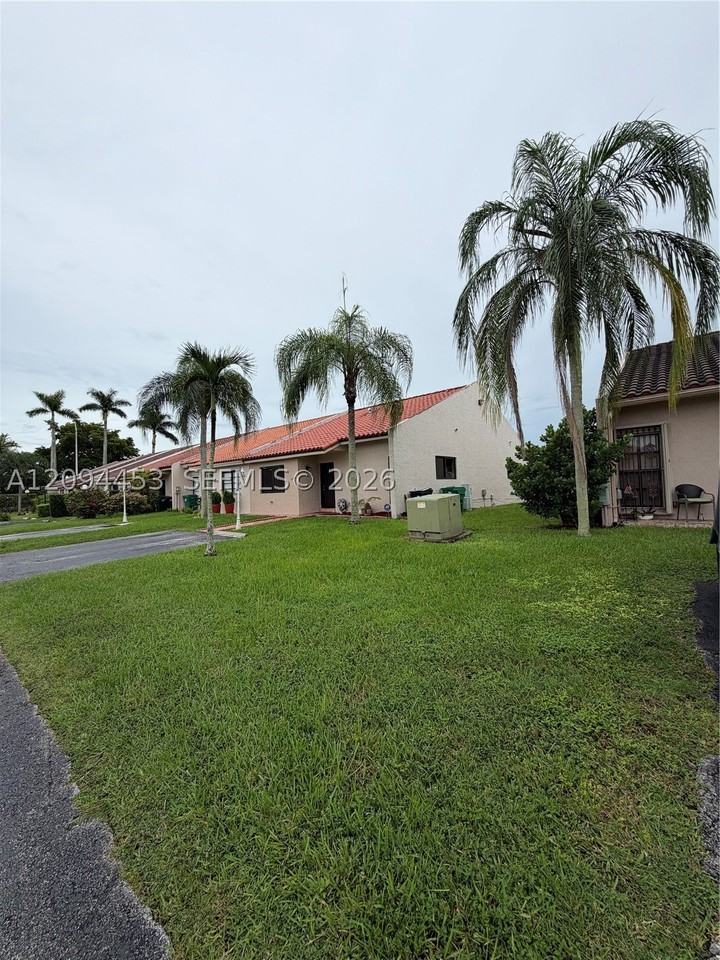 14712 Sw 63rd Ln - Photo 4 of 43