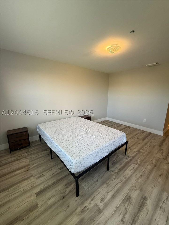 5147 Europa Dr #N - Photo 7 of 23