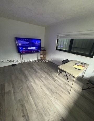 2962 Nw 50th St - Photo 3 of 12