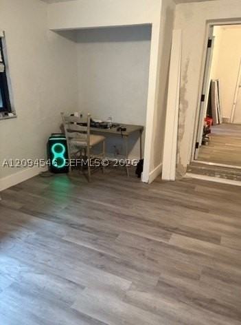 2962 Nw 50th St - Photo 4 of 12