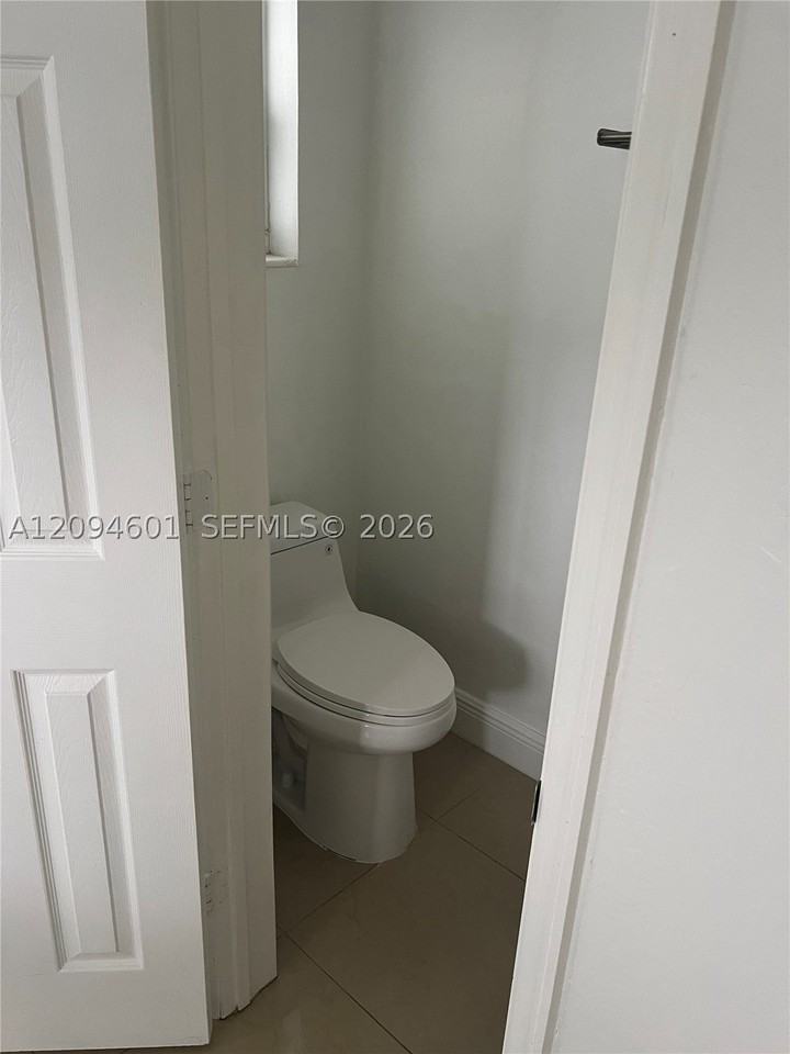 14720 Sw 103rd Ct - Photo 6 of 18