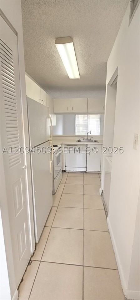 990 Coral Club Dr #990 - Photo 5 of 14