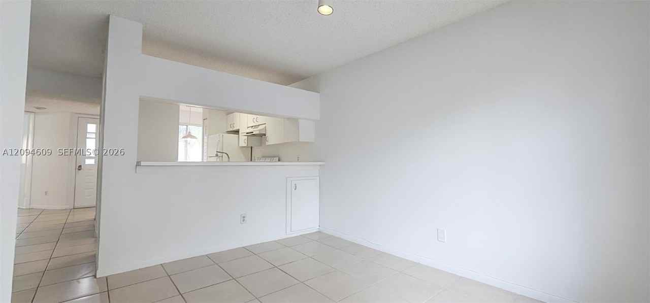 990 Coral Club Dr #990 - Photo 6 of 14