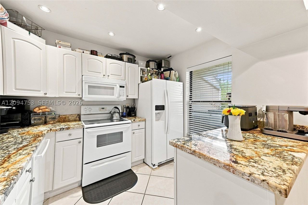 9858 Nw 3rd St #9858 - Photo 2 of 27
