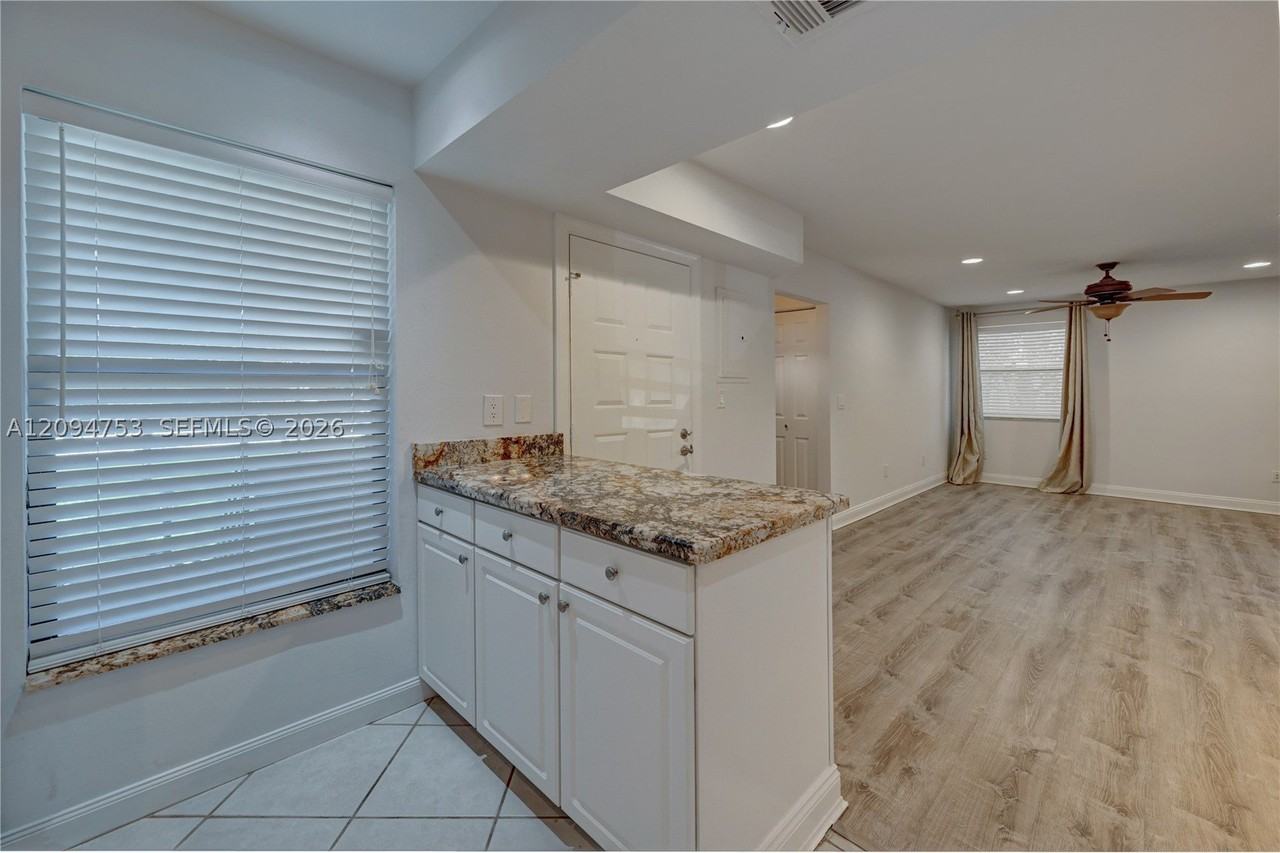 9858 Nw 3rd St #9858 - Photo 7 of 27