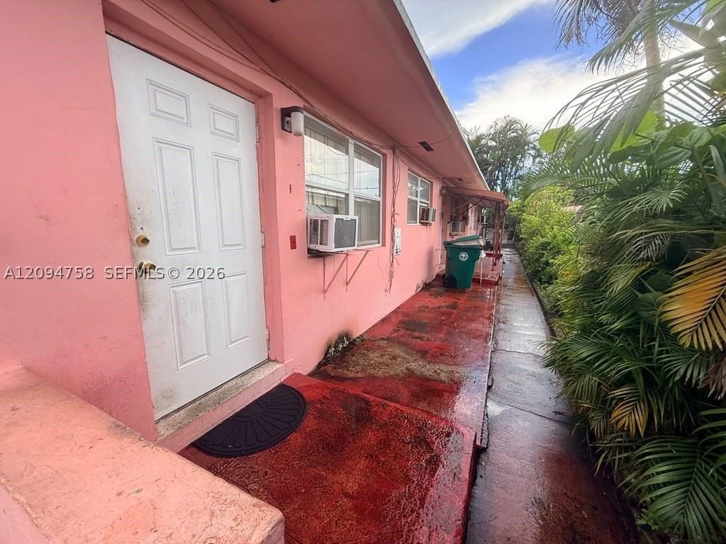 3070 Nw 20th St #2 - Photo 3 of 13