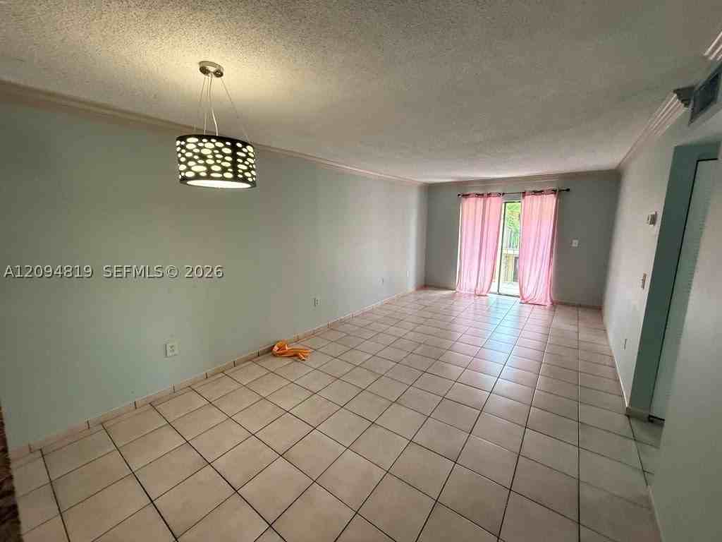 1285 W 26th Pl #205 - Photo 6 of 10