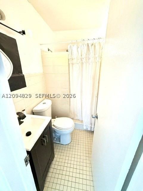1150 Sw 26th Ave #1-2 - Photo 7 of 9