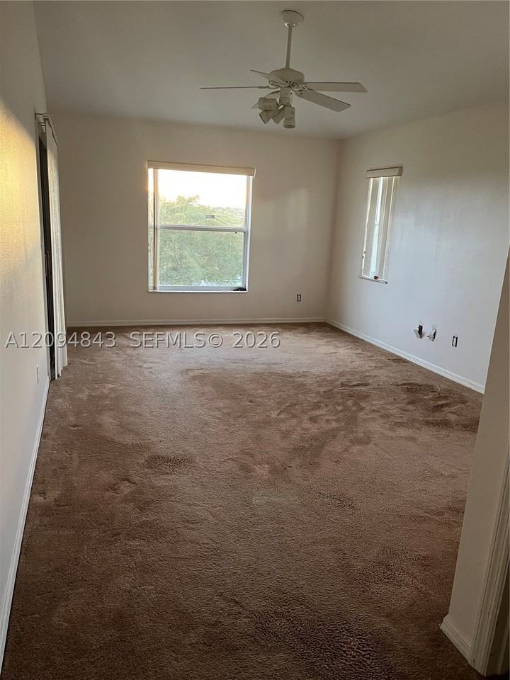 608 Gentle Breeze Dr - Photo 2 of 9