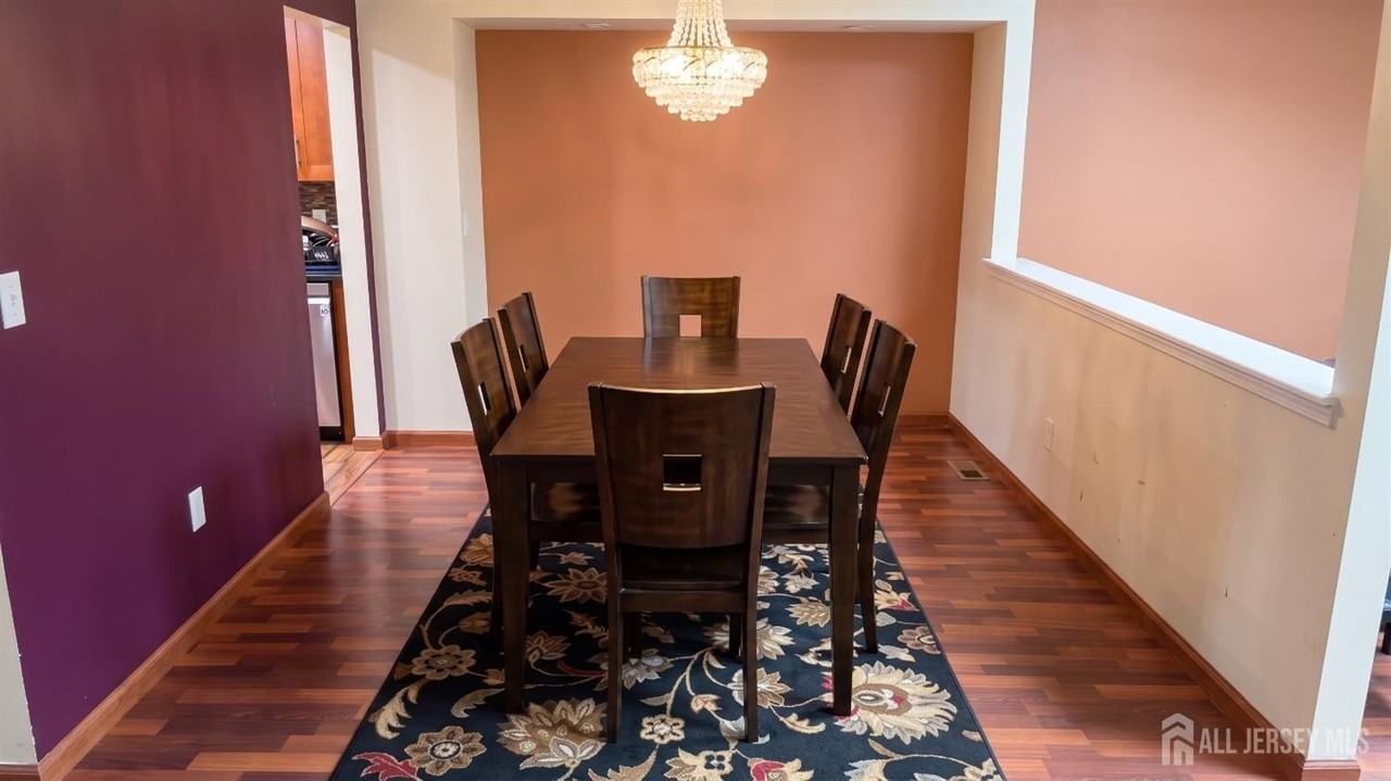 86 Bayberry Dr - Photo 6 of 16