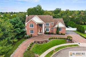 featured image of 15 Olsen Ct