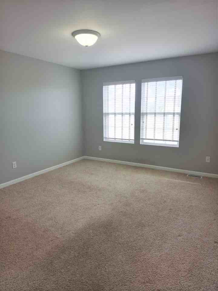 5818 Sable Ridge Dr Se #1 - Photo 6 of 10