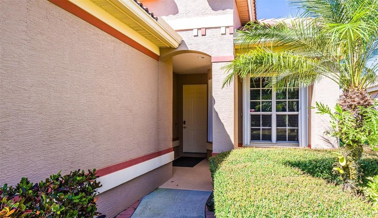 6264 Wingspan Way - Photo 4 of 34