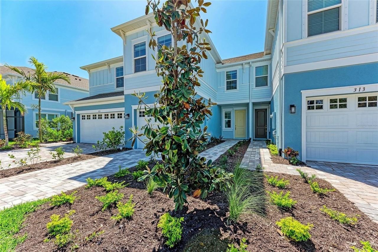 317 Via Tuscany Ave - Photo 3 of 44